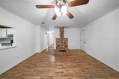 720 E Marshall Avenue, Cooper, TX 75432 - Photo 3