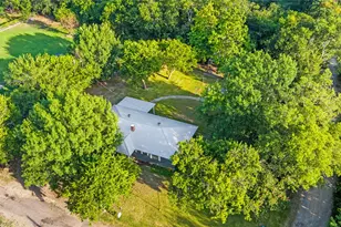 720 E Marshall Ave, Cooper, TX 75432 - Photo 37