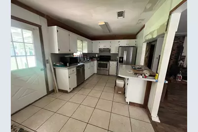 720 E Marshall Avenue, Cooper, TX 75432 - Photo 5