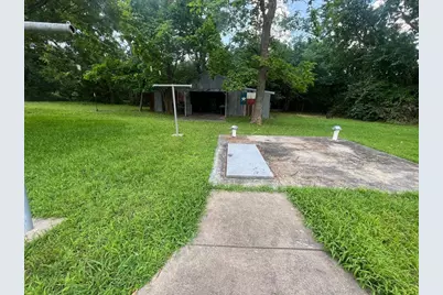720 E Marshall Avenue, Cooper, TX 75432 - Photo 17