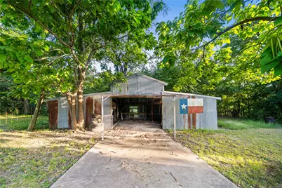 720 E Marshall Avenue, Cooper, TX 75432 - Photo 25