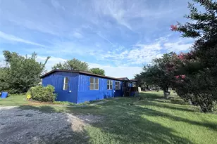 111 King Rd, Hackberry, TX 75036 - Photo 1