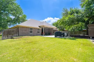 712 Spring Meadow St, Stephenville, TX 76401 - Photo 27