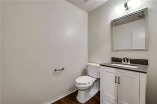 1109 Boxwood Dr, Crowley, TX 76036 - Photo 21