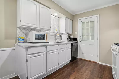 325 Clary Drive, Mesquite, TX 75149 - Photo 17