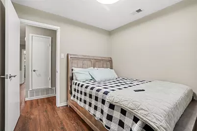 325 Clary Drive, Mesquite, TX 75149 - Photo 11