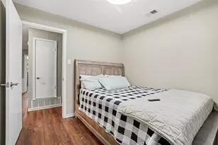 325 Clary Dr, Mesquite, TX 75149 - Photo 11