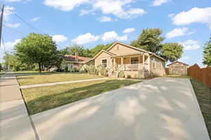 102 S 4th St, Grandview, TX 76050 - Photo 3