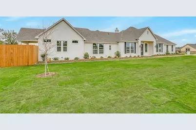 991 Hulen, Crowley, TX 76036 - Photo 1