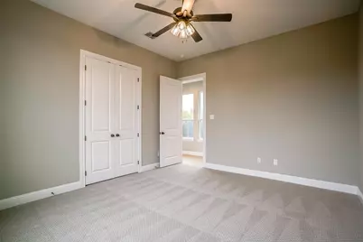 991 Hulen, Crowley, TX 76036 - Photo 21