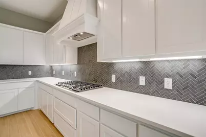 991 Hulen, Crowley, TX 76036 - Photo 15