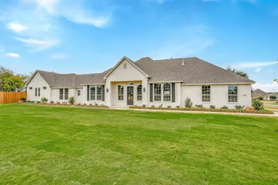 991 Hulen, Crowley, TX 76036 - Photo 3