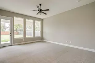 991 Hulen, Crowley, TX 76036 - Photo 25