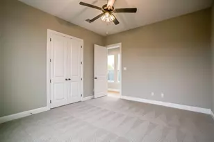 991 Hulen, Crowley, TX 76036 - Photo 21