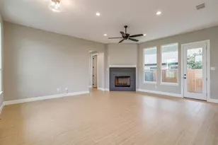 991 Hulen, Crowley, TX 76036 - Photo 9