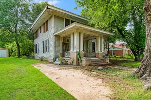 946 S Church St, Paris, TX 75460 - Photo 1