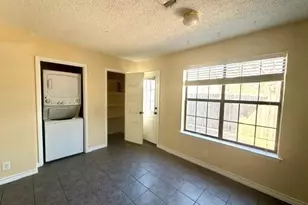 716 W Mulberry St, Denton, TX 76201 - Photo 13