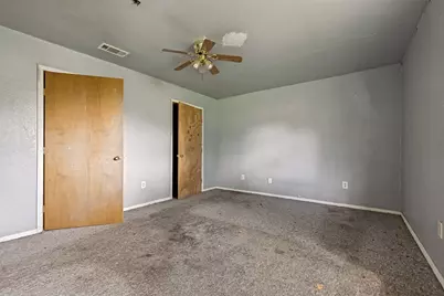 6419 Gentle River Drive, Dallas, TX 75241 - Photo 15