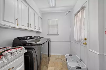 2304 Wakeforest Court, Arlington, TX 76012 - Photo 19