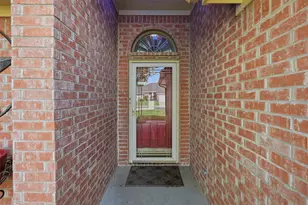 708 Hillcrest Dr, Cleburne, TX 76033 - Photo 5