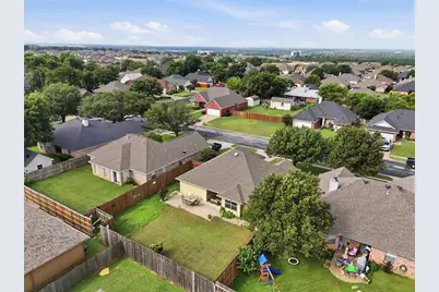 708 Hillcrest Drive, Cleburne, TX 76033 - Photo 37