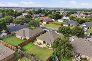 708 Hillcrest Dr, Cleburne, TX 76033 - Photo 37