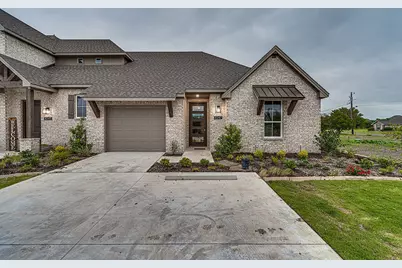 8247 Heritage Glen Drive, Red Oak, TX 75154 - Photo 1