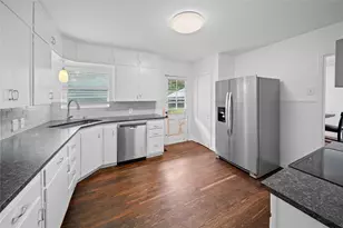 2717 Crestview St, Tyler, TX 75701 - Photo 5