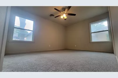 5613 Ammons Street, Haltom City, TX 76117 - Photo 11
