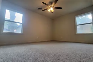 5613 Ammons St, Haltom City, TX 76117 - Photo 11
