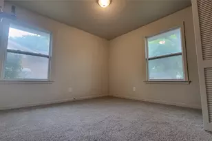 5613 Ammons St, Haltom City, TX 76117 - Photo 15
