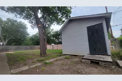 5613 Ammons Street, Haltom City, TX 76117 - Photo 27