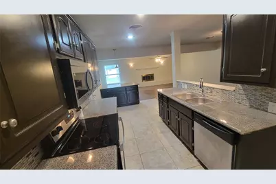 5613 Ammons Street, Haltom City, TX 76117 - Photo 3