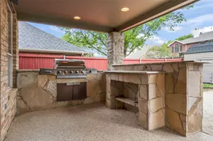 2700 Timberwood Dr, Flower Mound, TX 75028 - Photo 5