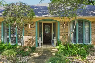 6102 Waterview Dr, Arlington, TX 76016 - Photo 3