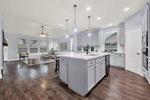 10925 Prescott Dr, Frisco, TX 75033 - Photo 9
