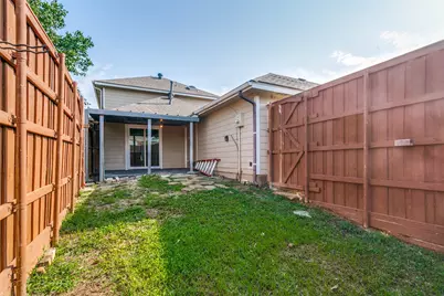 1712 E Peters Colony Road, Carrollton, TX 75007 - Photo 25