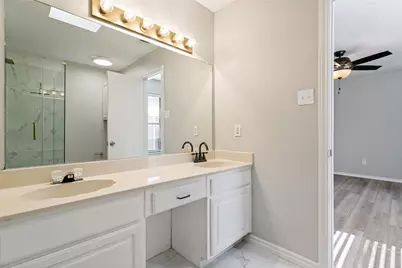 1712 E Peters Colony Road, Carrollton, TX 75007 - Photo 21