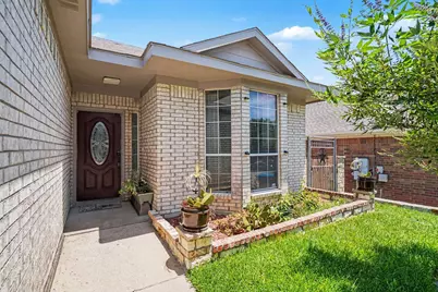 9936 Blue Bell Drive, Fort Worth, TX 76108 - Photo 3