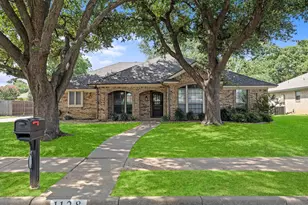 1128 Wingate Dr, Bedford, TX 76021 - Photo 1
