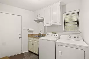 1128 Wingate Dr, Bedford, TX 76021 - Photo 11