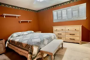 9908 Greenfield Dr, Dallas, TX 75238 - Photo 11