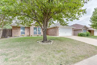 1020 Thistle Meade Circle, Burleson, TX 76028 - Photo 3