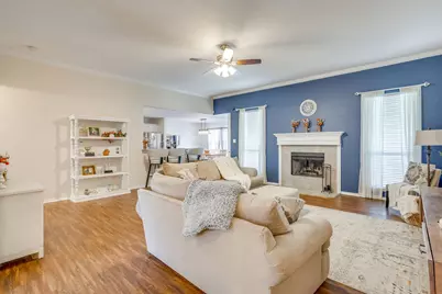 1020 Thistle Meade Circle, Burleson, TX 76028 - Photo 7