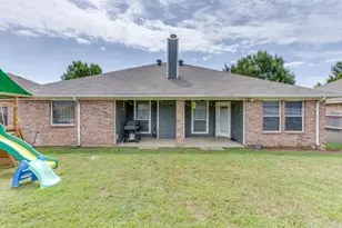 1020 Thistle Meade Cir, Burleson, TX 76028 - Photo 39