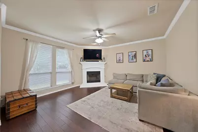 5003 Audie Court, Arlington, TX 76001 - Photo 3