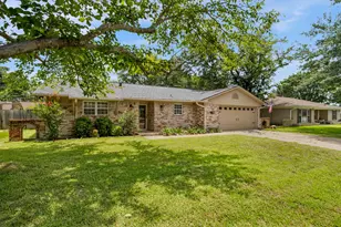 513 Quail Run St, Greenville, TX 75402 - Photo 3