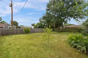 513 Quail Run St, Greenville, TX 75402 - Photo 13