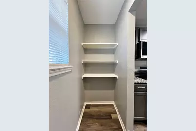 1010 S Retta Street, Fort Worth, TX 76111 - Photo 13