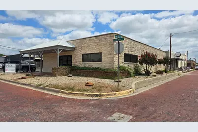 299 S Columbia Street, Stephenville, TX 76401 - Photo 1